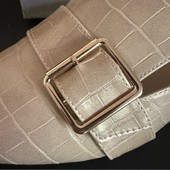 Jane and the Shoe beige crocodile Isla - Picture 6 of 9